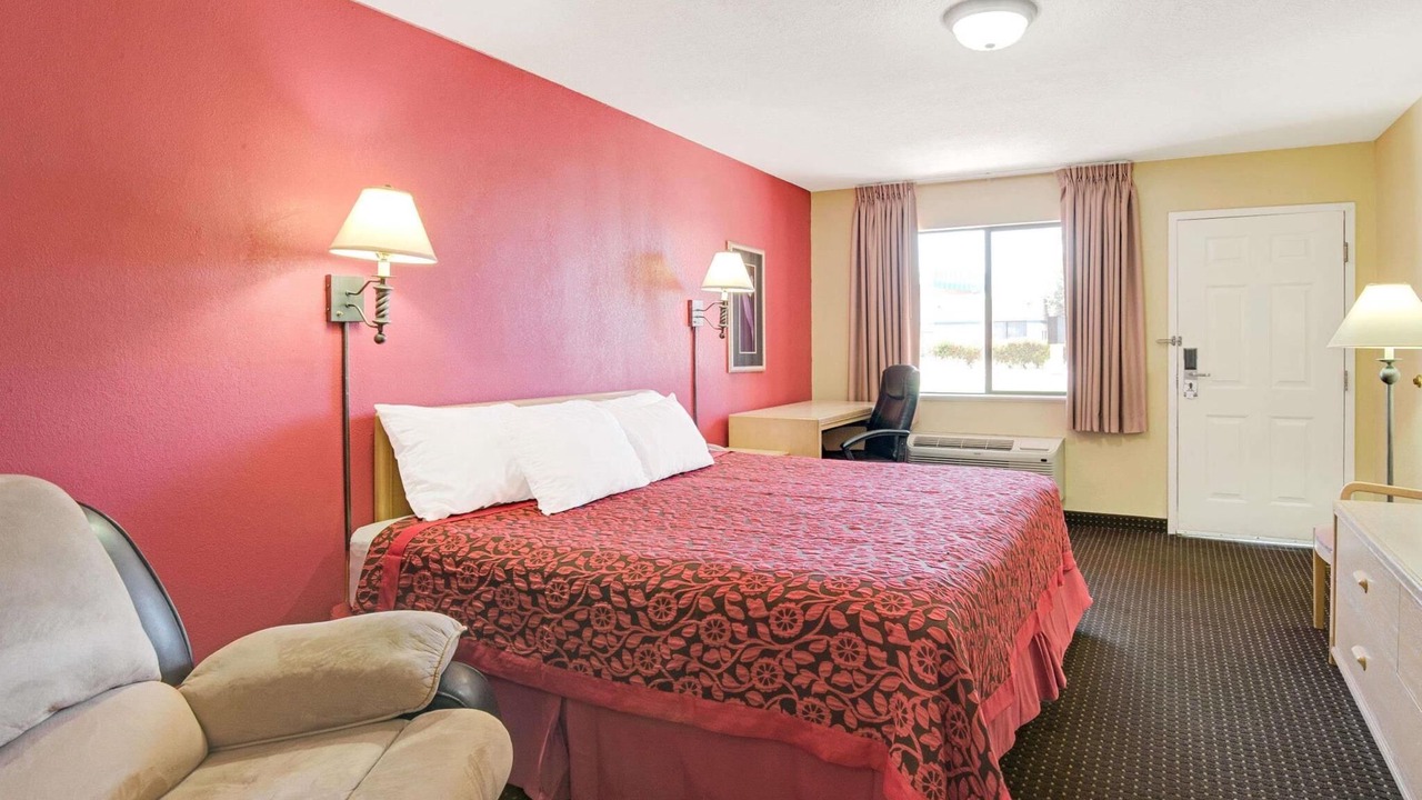 Photo of Bedroom in Princess Jeanne