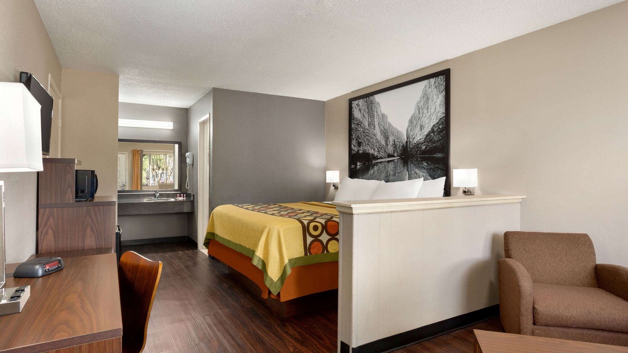 Photo of Livingroom in Universal City