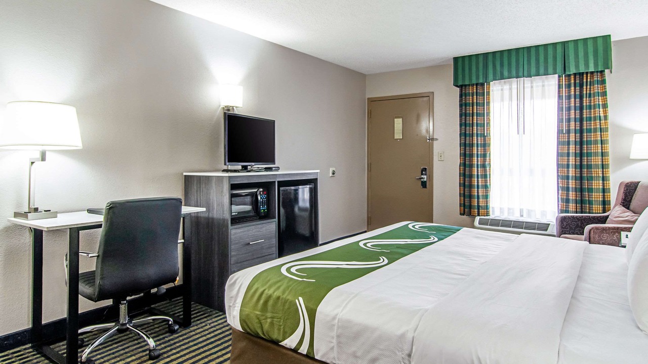 Photo of Bedroom in Savannah