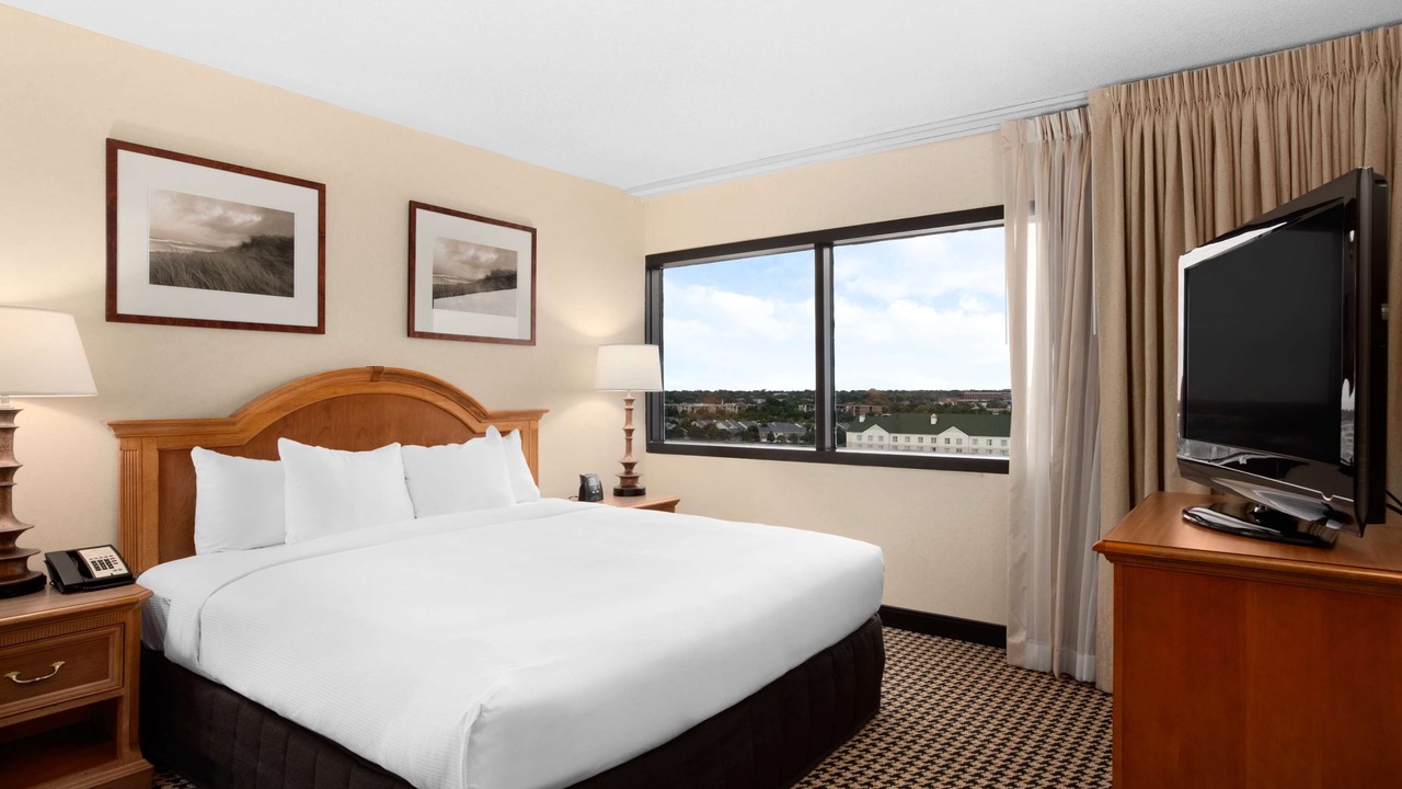 Photo of Bedroom in Oakbrook Terrace