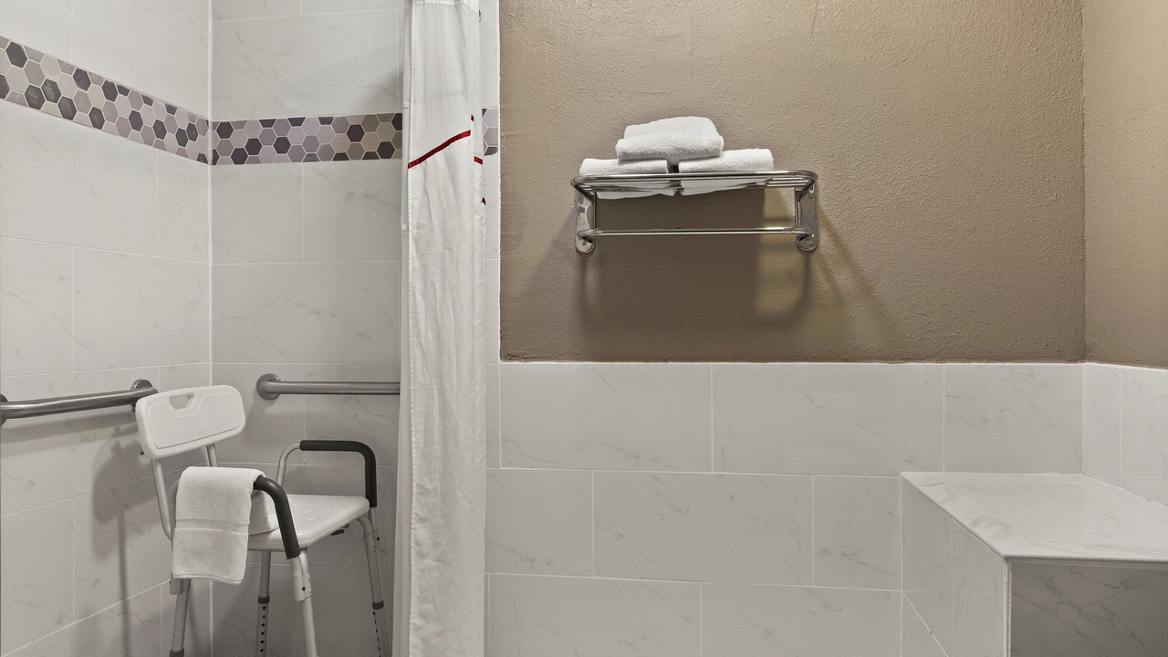 Photo of Bedroom in Westside