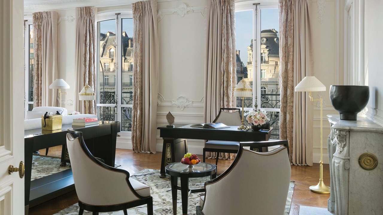 Photo of Others in Champs-Elysees