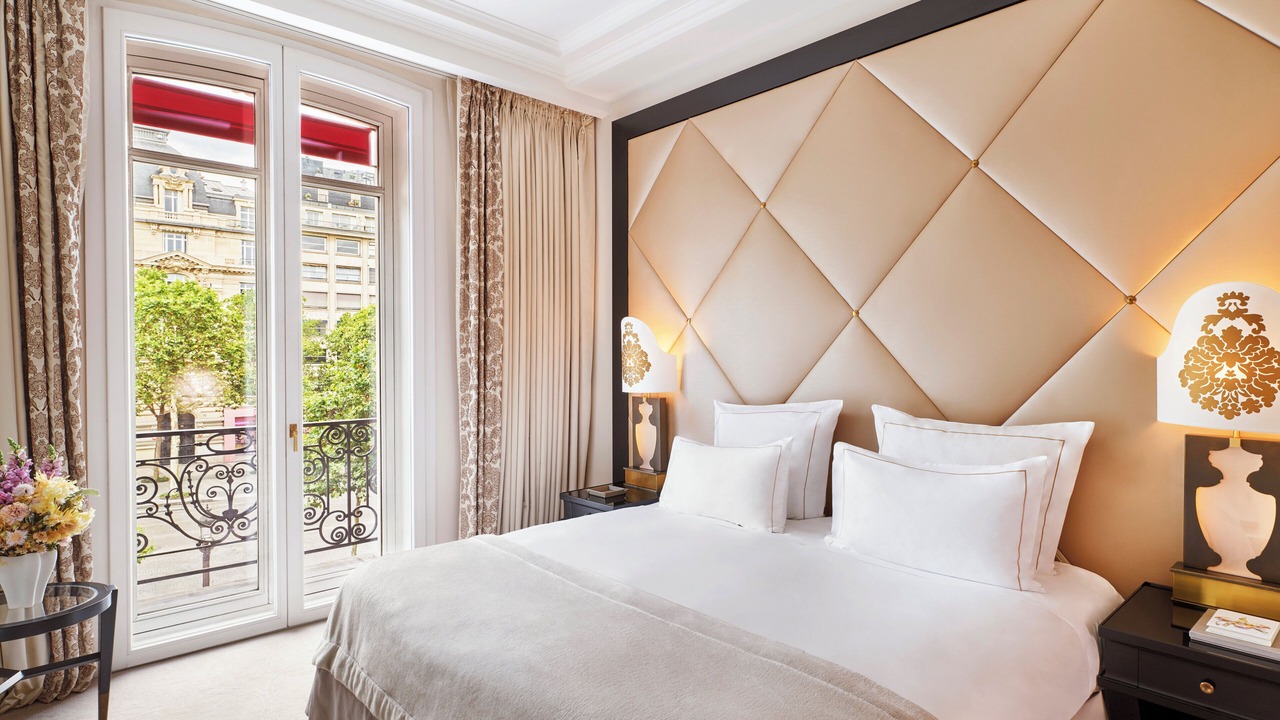 Photo of Others in Champs-Elysees