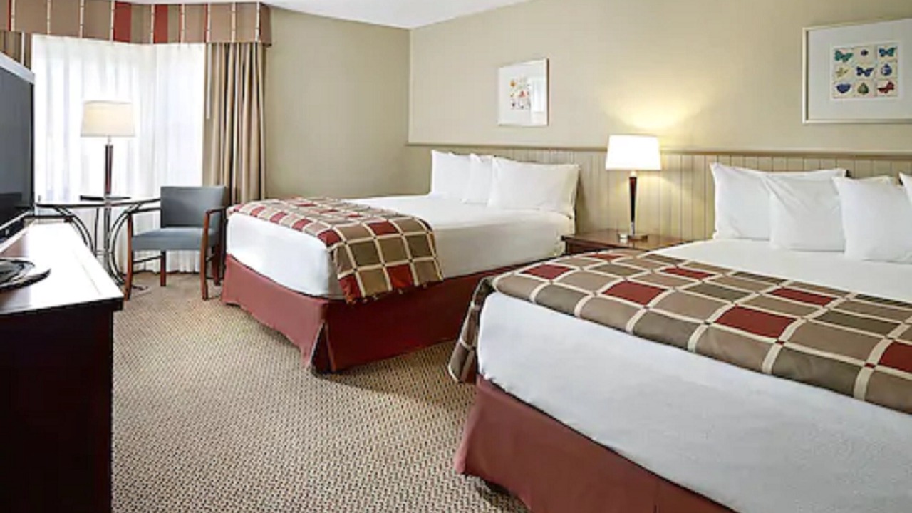 Photo of Bedroom in Queens Square
