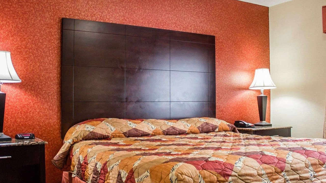 Photo of Bedroom in Ronkonkoma