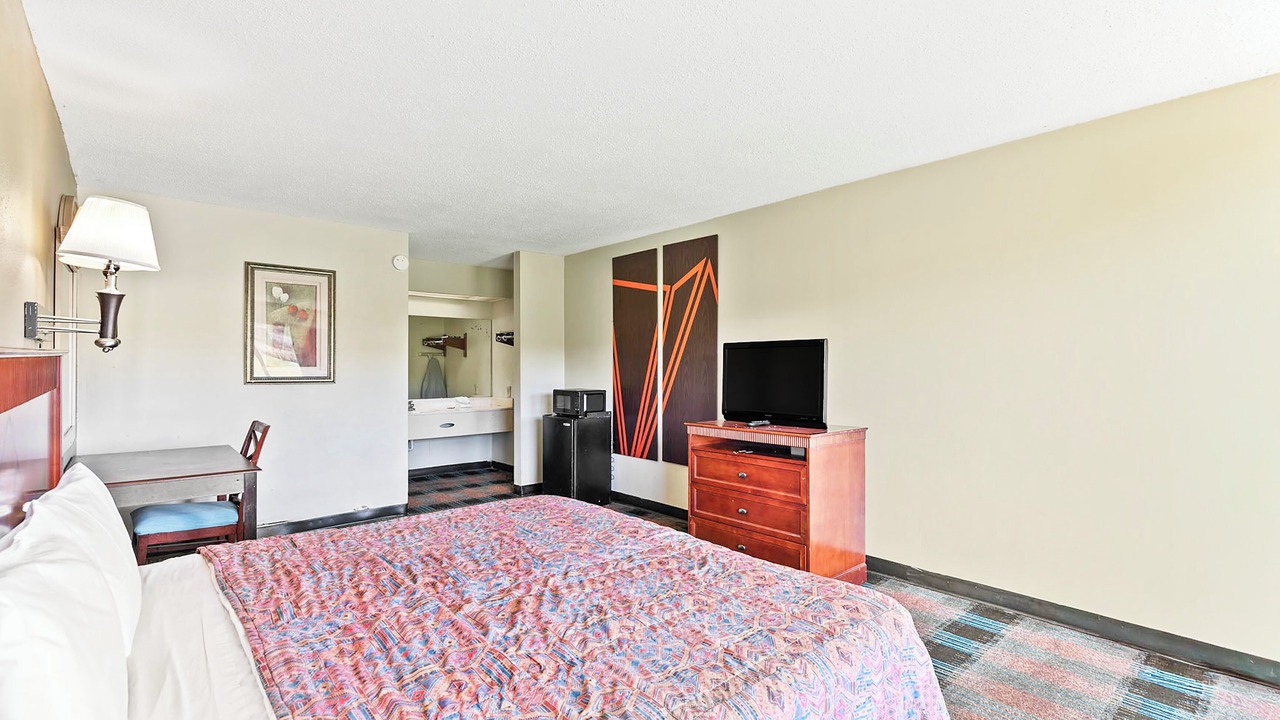 Photo of Bedroom in Hattiesburg
