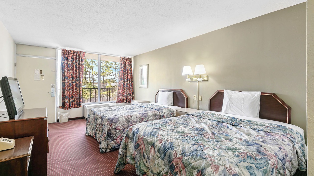 Photo of Bedroom in Hattiesburg