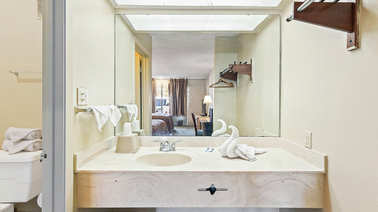 Photo of Bathroom in Hattiesburg