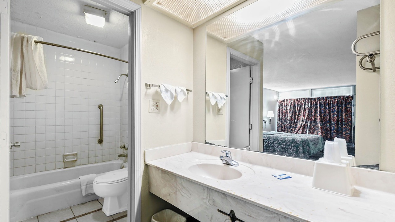 Photo of Bathroom in Hattiesburg