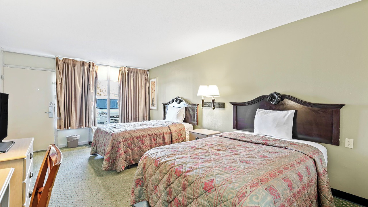 Photo of Bedroom in Hattiesburg