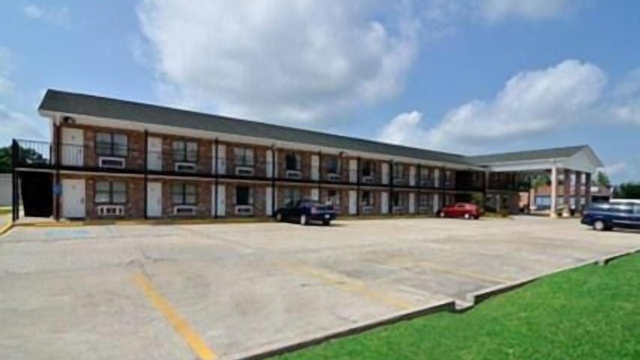 Photo of Outdoor in Luling