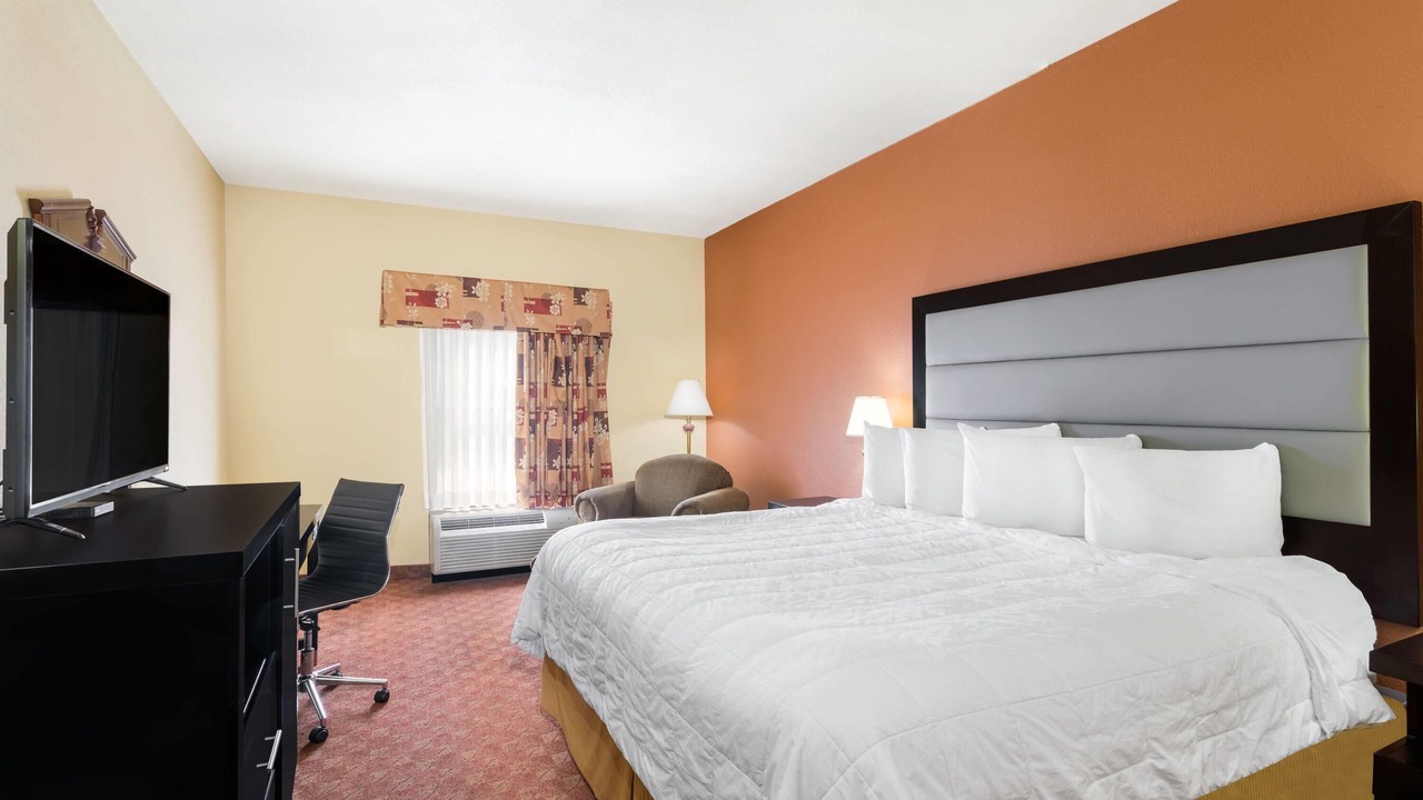 Photo of Bedroom in Fayetteville
