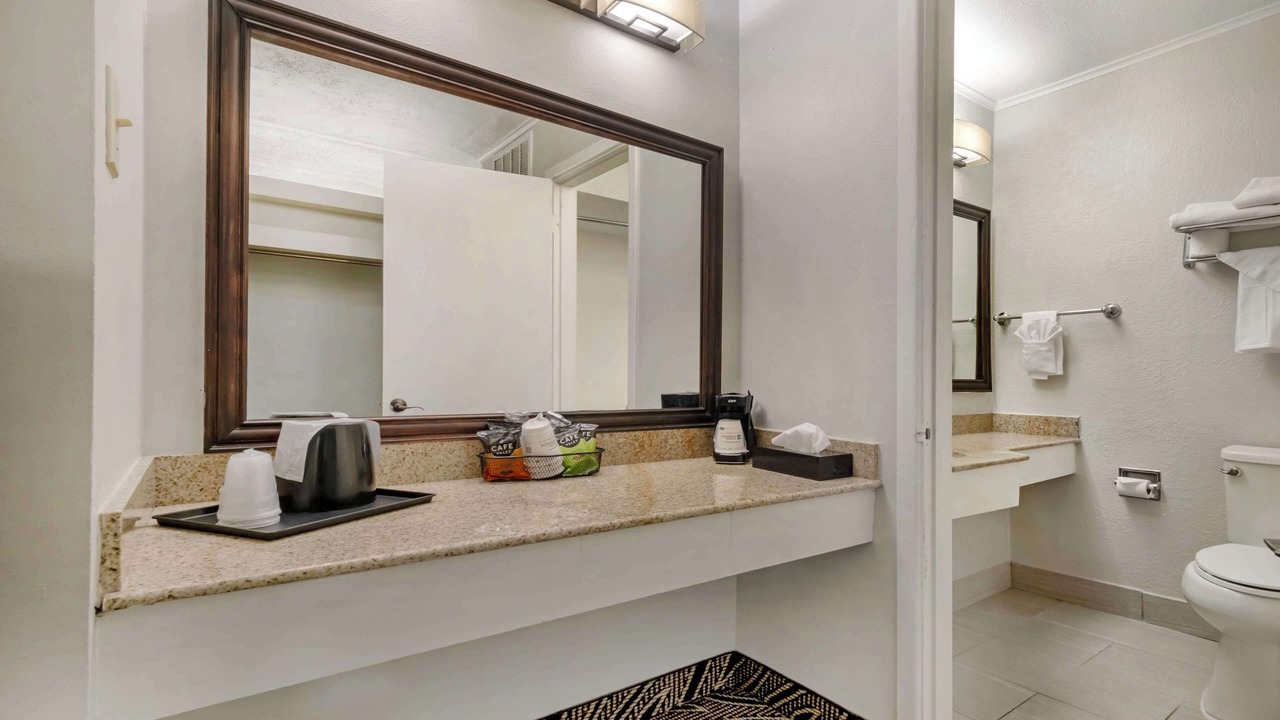Photo of Bathroom in Dawn