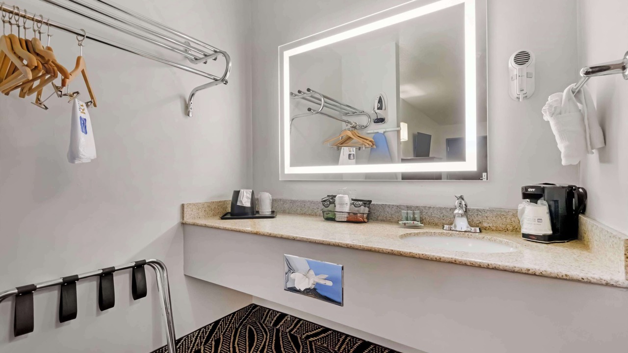Photo of Bedroom in Dawn