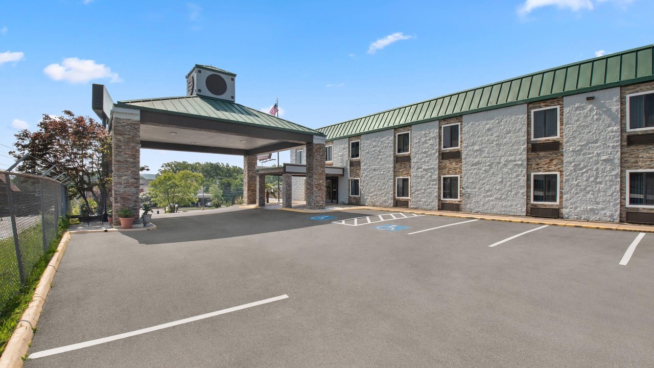 Photo of Outdoor in Lupton City