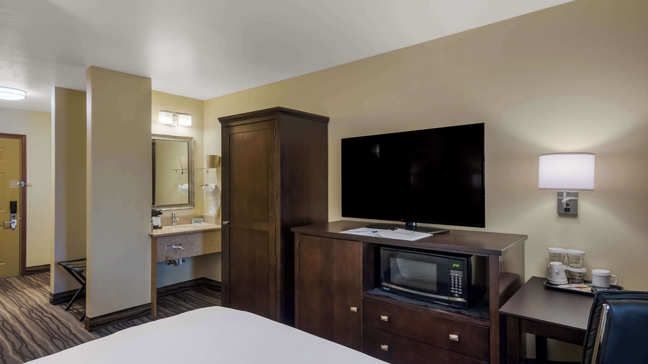 Photo of Bedroom in Cottage Grove