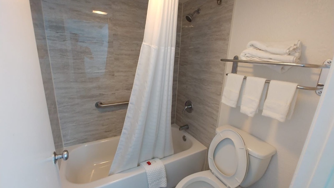 Photo of Bathroom in Gulf Highlands