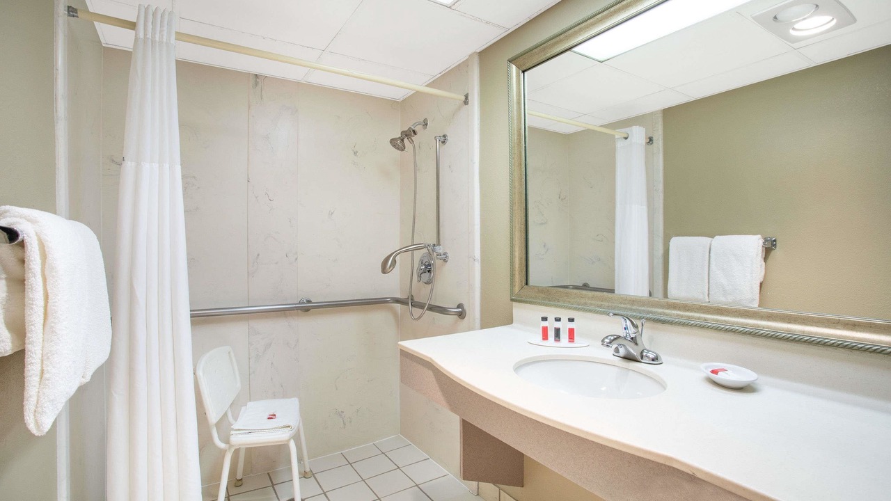 Photo of Bathroom in Hays