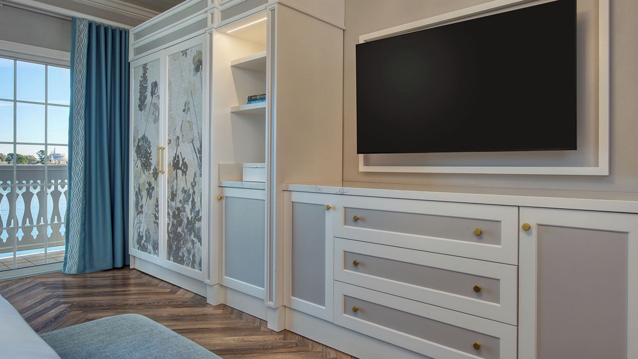 Photo of Bedroom in Bay Lake
