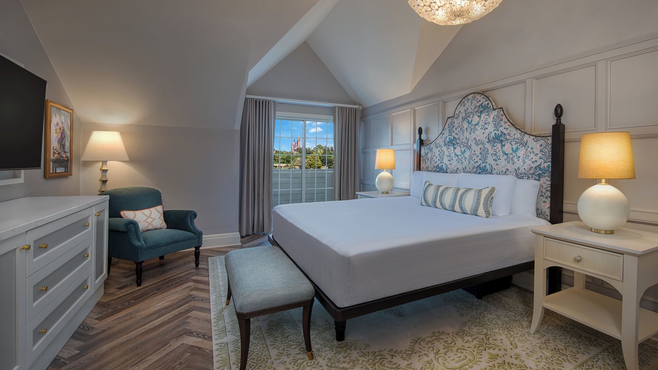 Photo of Bedroom in Bay Lake