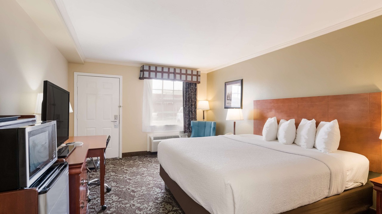 Photo of Bedroom in Conway