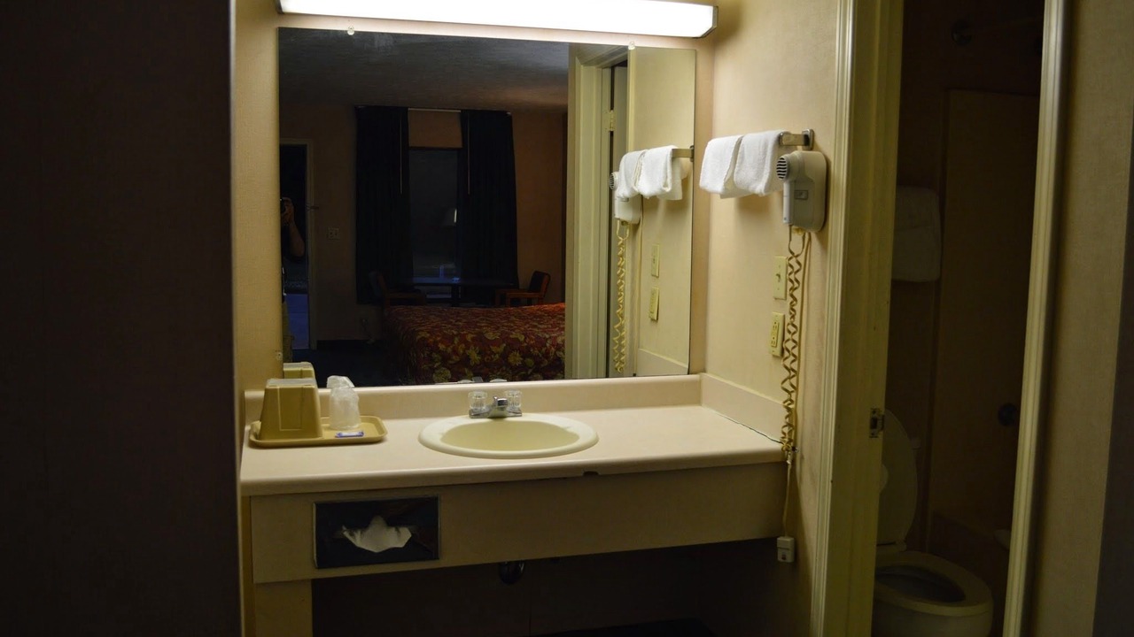 Photo of Bathroom in Carthage