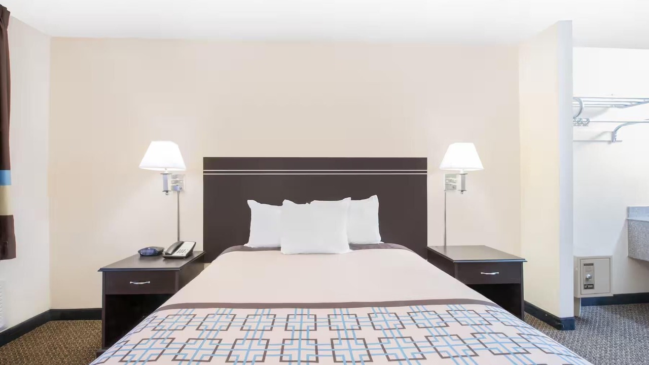 Photo of Bedroom in Hobbs