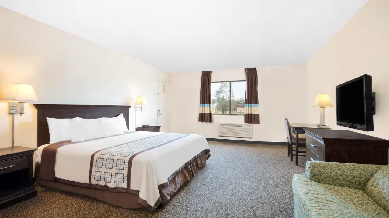 Photo of Bedroom in Hobbs