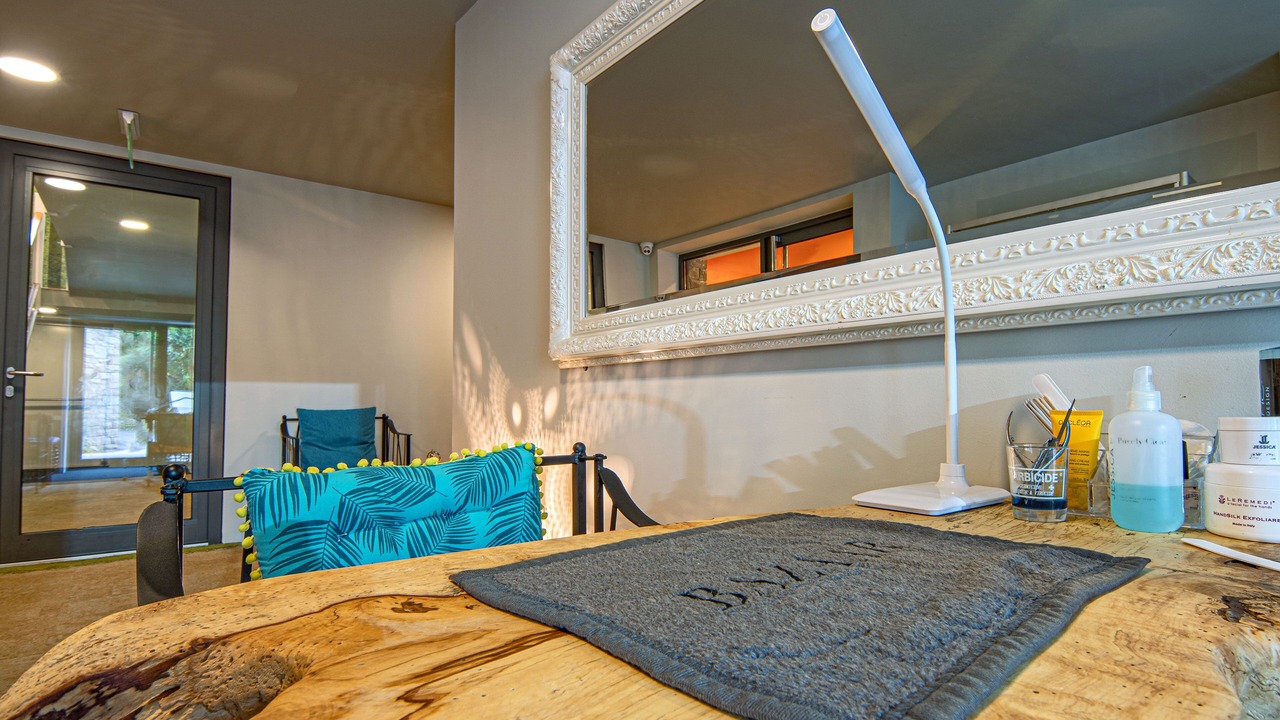 Photo of Bedroom in Pott Shrigley