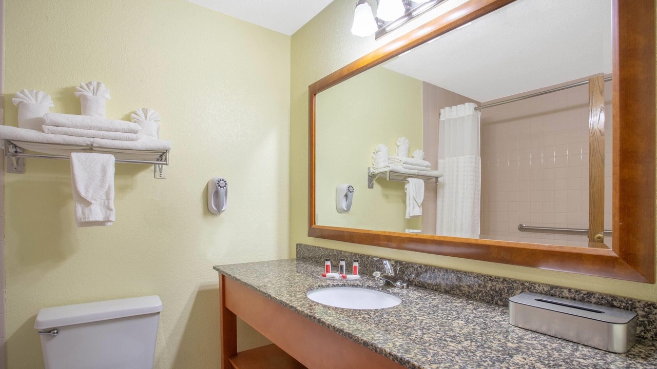 Photo of Bathroom in Marion