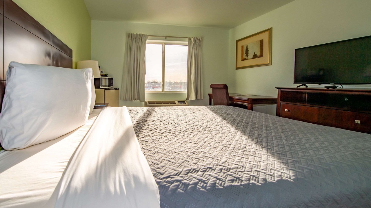 Photo of Bedroom in Rustic Hills