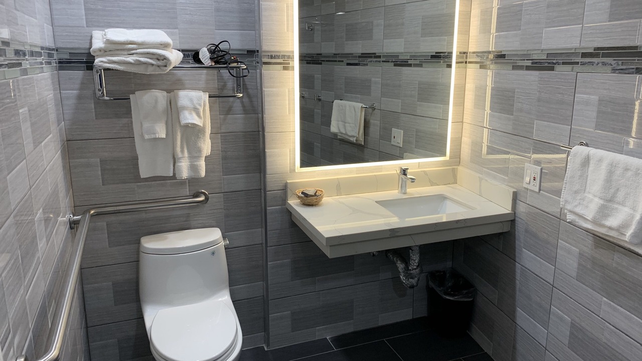 Photo of Bathroom in Parkside