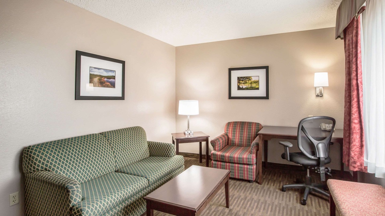 Photo of Bedroom in Lawrence