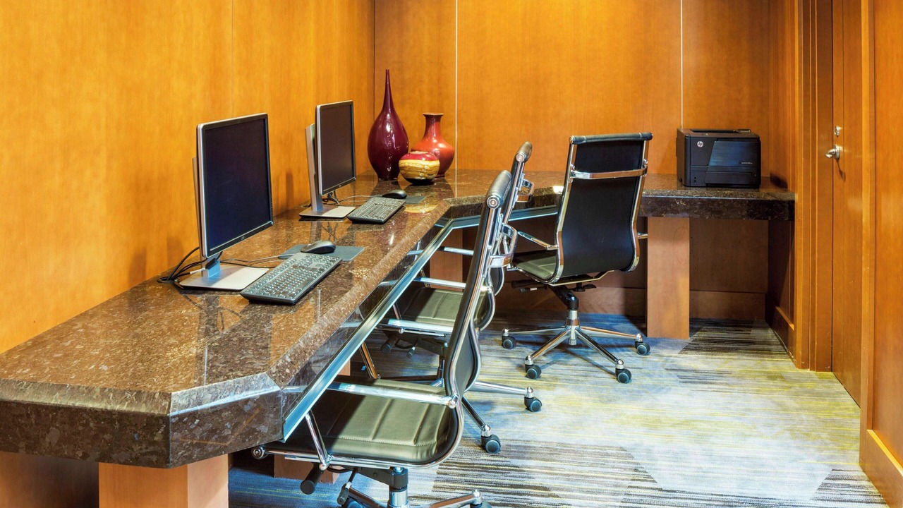 Photo of Others in Harbor View - Orient Heights