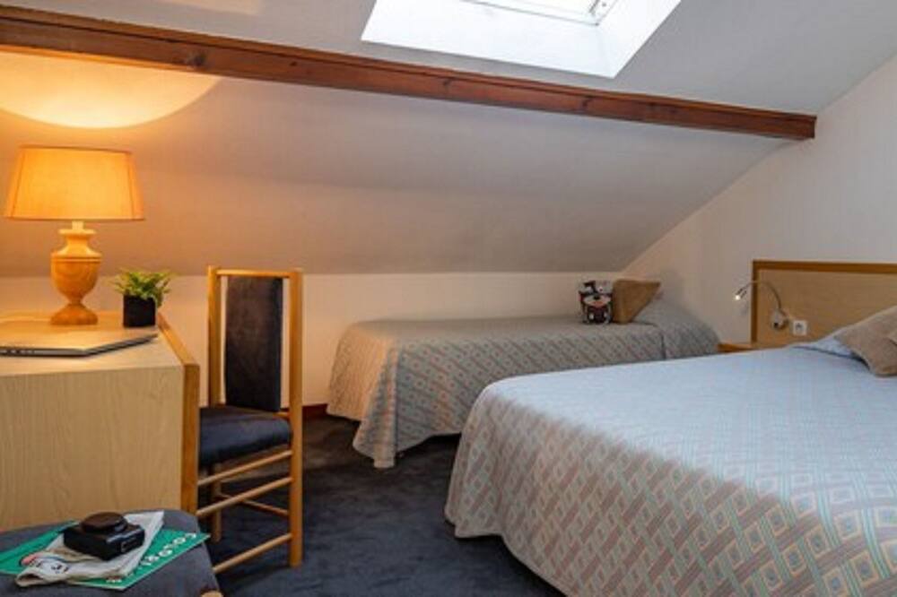 Photo of Bedroom in Albertville