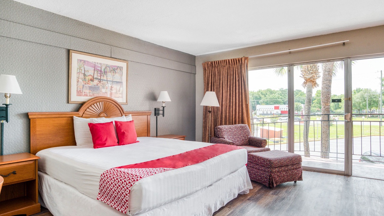 Photo of Bedroom in Silver Springs