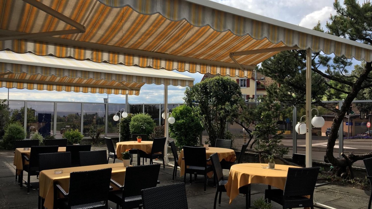 Photo of Others in Montreux