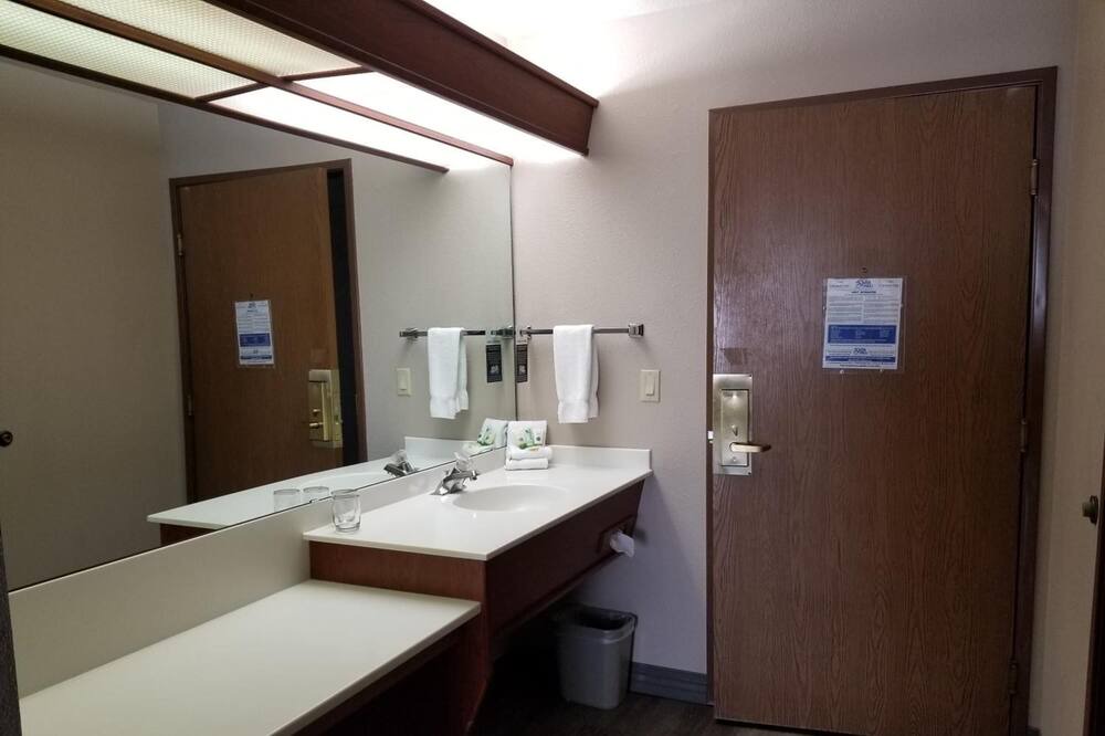 Photo of Bathroom in Salem