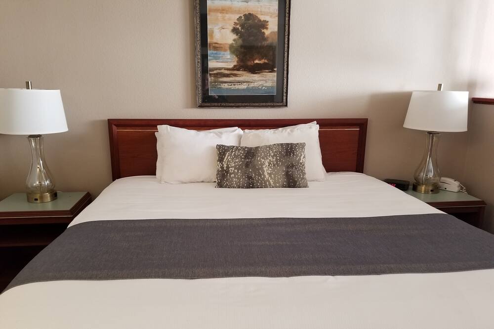 Photo of Others in Salem