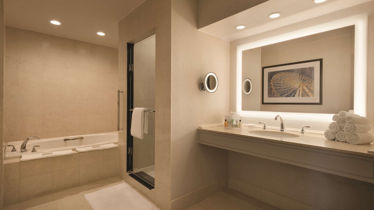 Photo of Bathroom in Near North Side