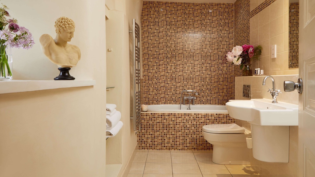 Photo of Bathroom in Uphall