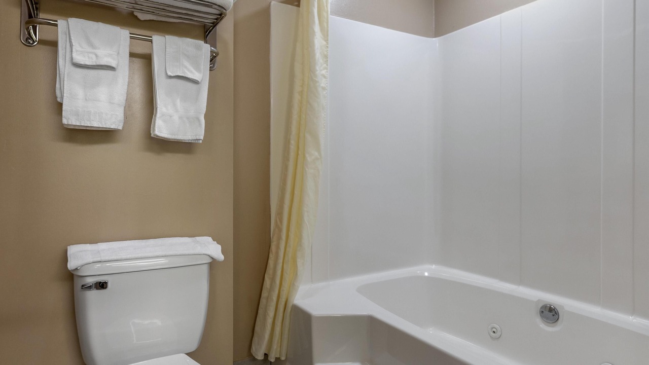 Photo of Bathroom in Poteau