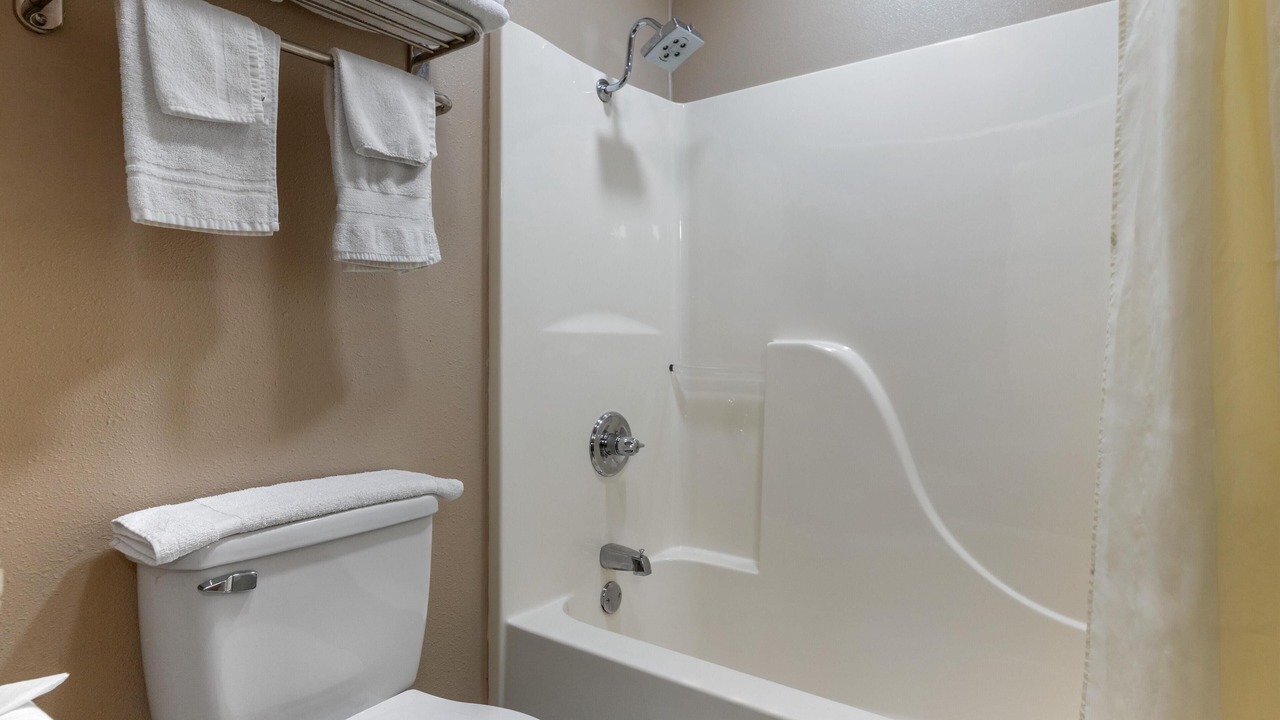 Photo of Bathroom in Poteau