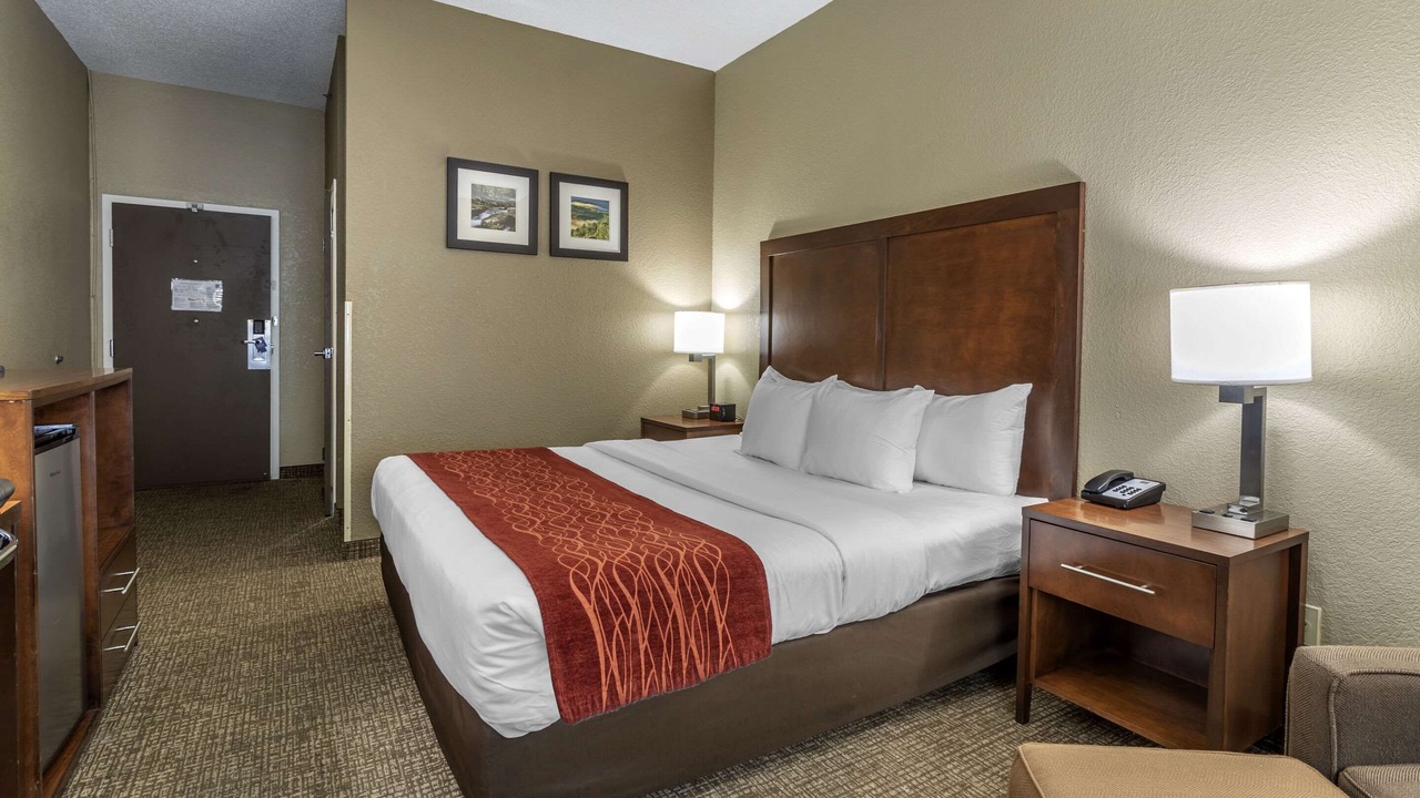 Photo of Bedroom in Tri-Cities