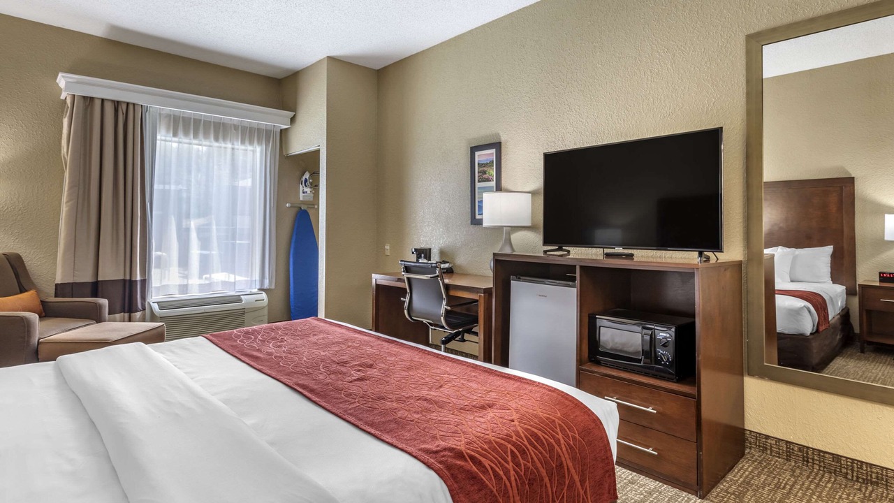 Photo of Bedroom in Tri-Cities