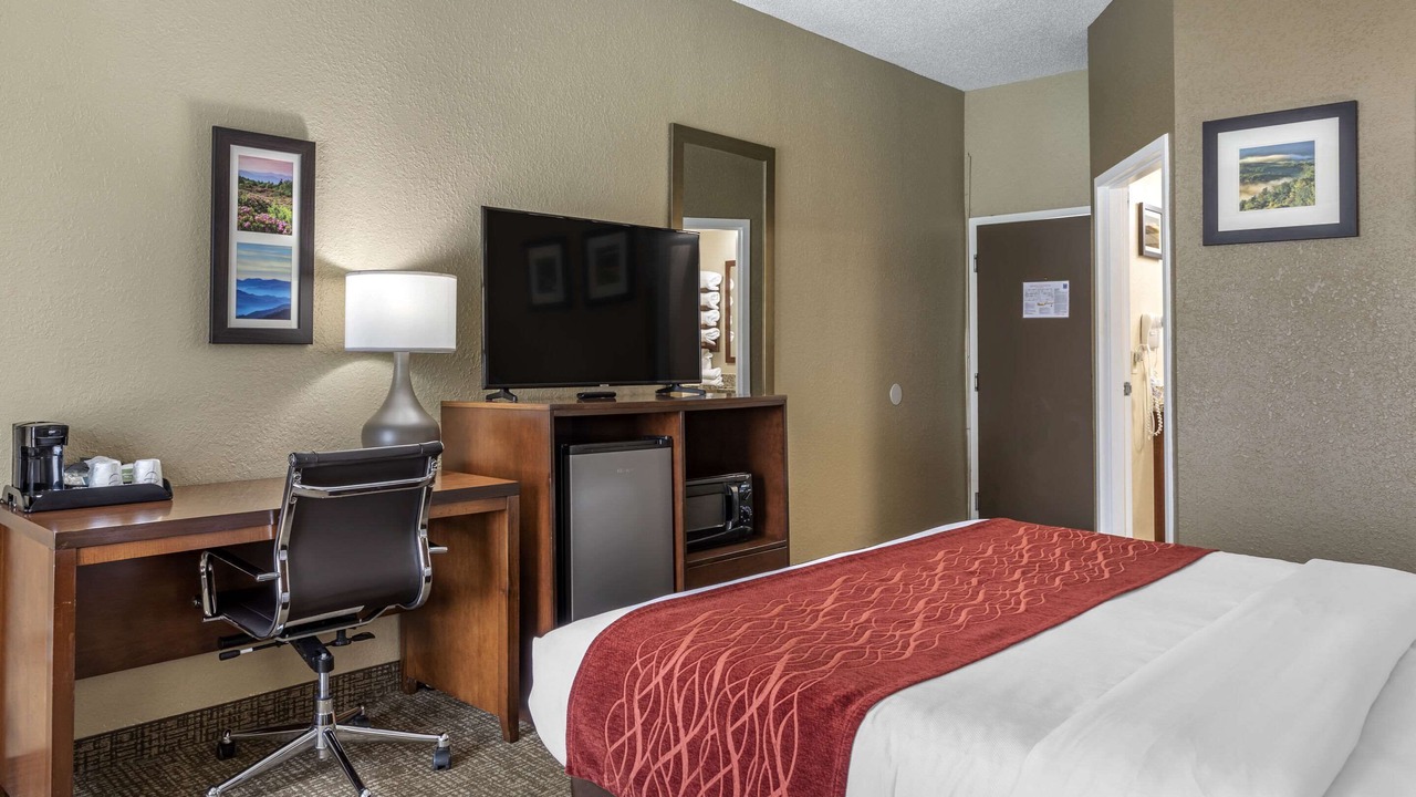 Photo of Bedroom in Tri-Cities