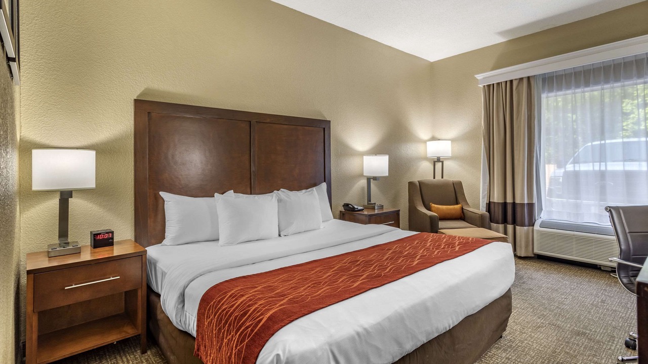 Photo of Bedroom in Tri-Cities