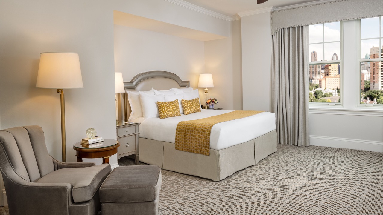 Photo of Bedroom in Turtle Creek