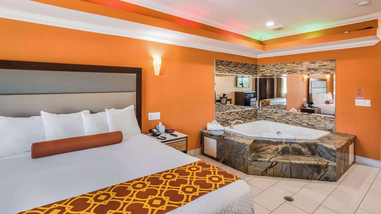 Photo of Bedroom in Lamanda Park