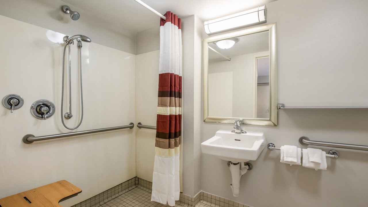 Photo of Bathroom in Lansing